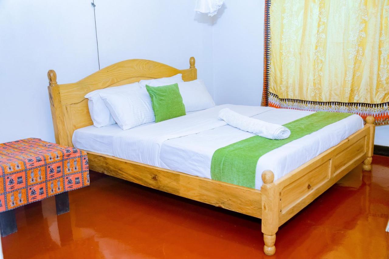 Inzozi Africa House B&B-Kimihurura Кигали Экстерьер фото
