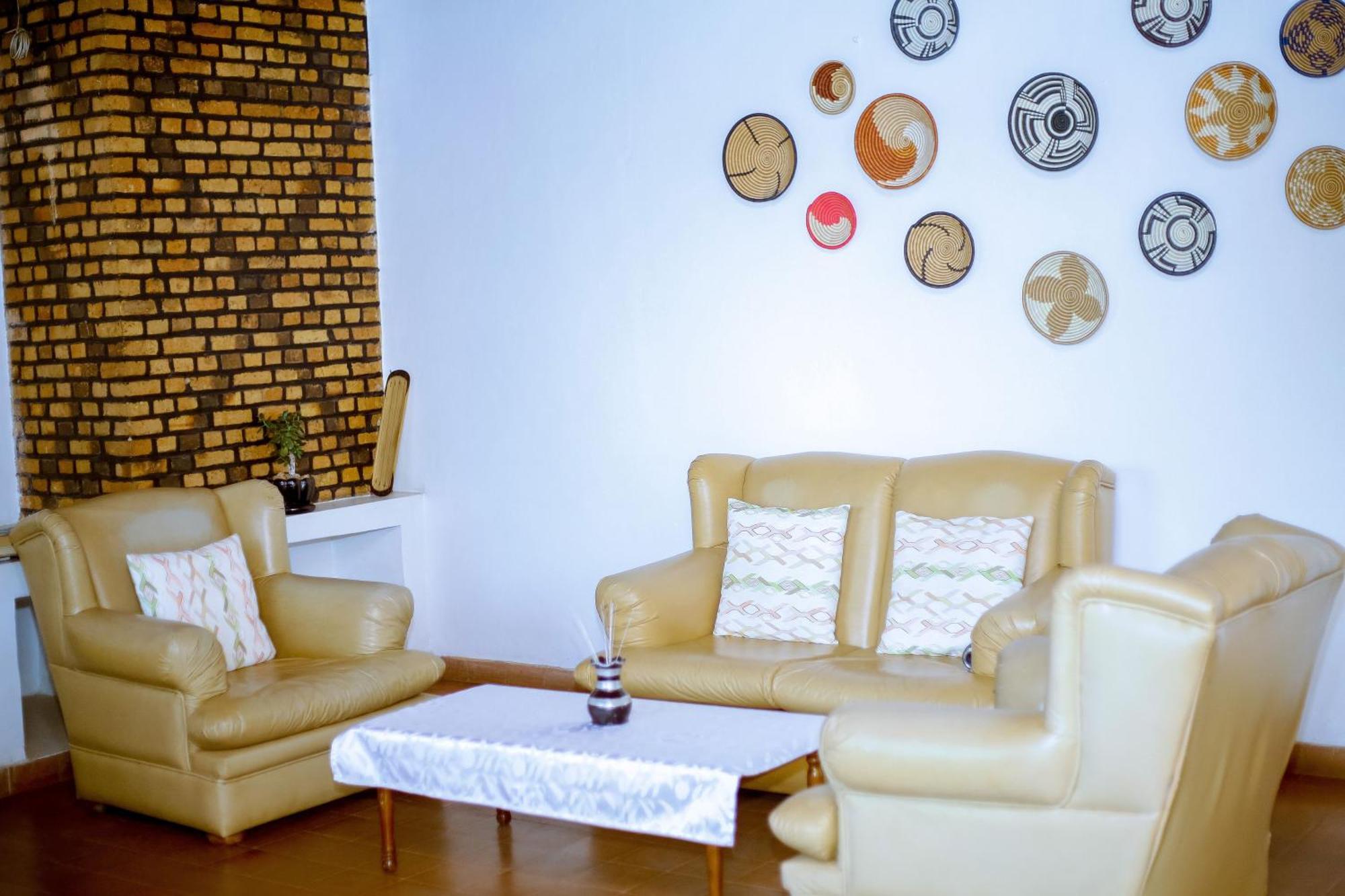 Inzozi Africa House B&B-Kimihurura Кигали Экстерьер фото